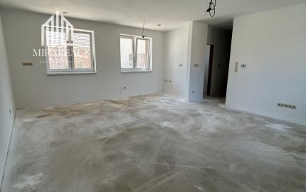 Mirareal-predaj 2. izb. byt Hlohovec 67m2, ul. Rázusova/Radlinského