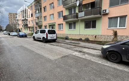 Mirareal-predaj 3. izb. byt s balkónom, Hlohovec, Vinohradská