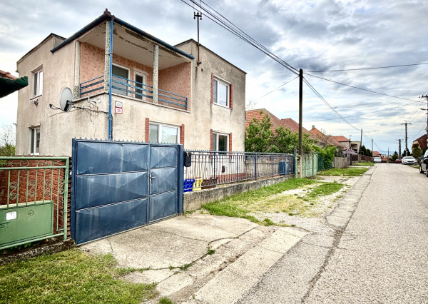 Mirareal-predaj rodinný dom 6. izbový, Veľký Cetín