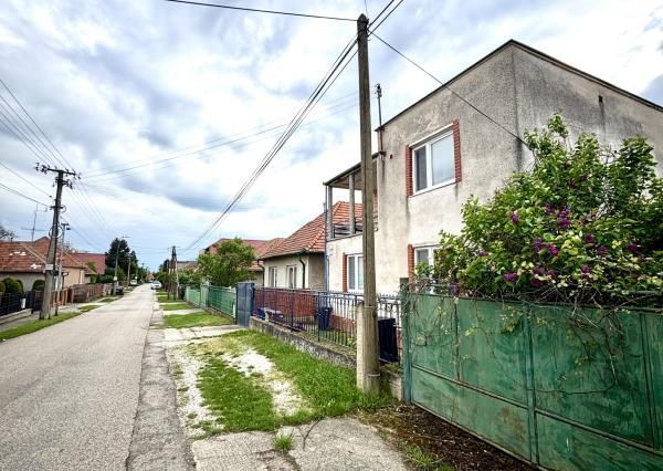 Mirareal-predaj rodinný dom 6. izbový, Veľký Cetín