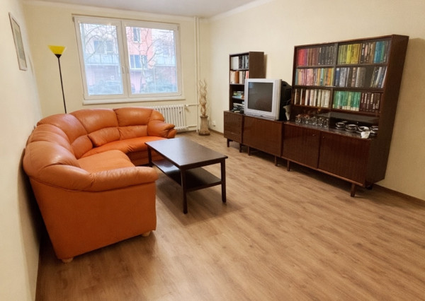 Mirareal-predaj 3. izb. byt Hlohovec, Vinohradská ul.