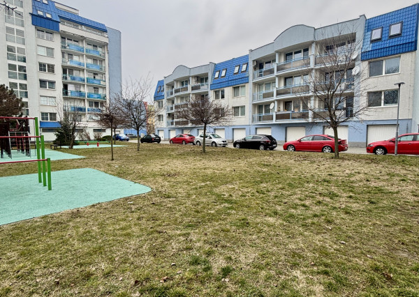 Mirareal-predaj 3.izb.byt Bratislava,Ul.Slatinska