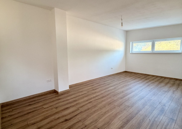 Mirareal-predaj 2.izb rodinný dom so záhradkou