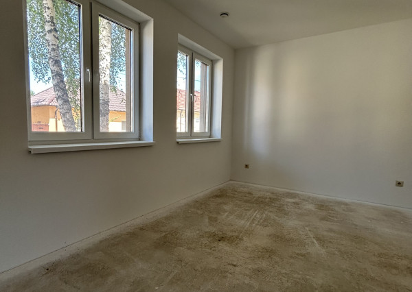 Mirareal-predaj 2. izb. byt Hlohovec 67m2, ul. Rázusova/Radlinského