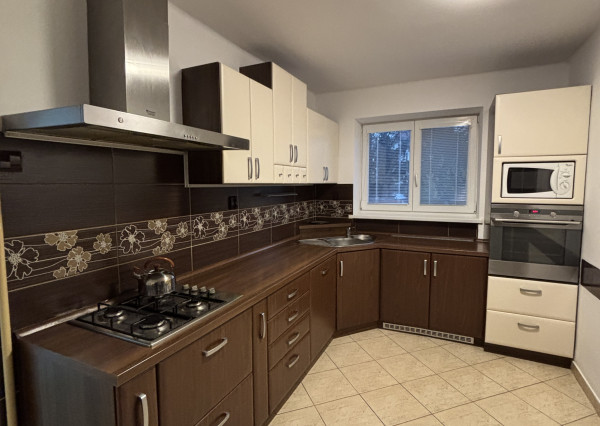 Mirareal-prenájom 3. izb. Hlohovec- R. Dilonga