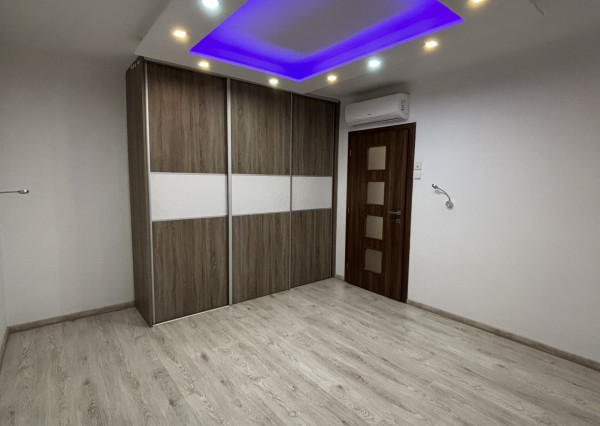 Mirareal-prenájom 3. izb. Hlohovec- R. Dilonga