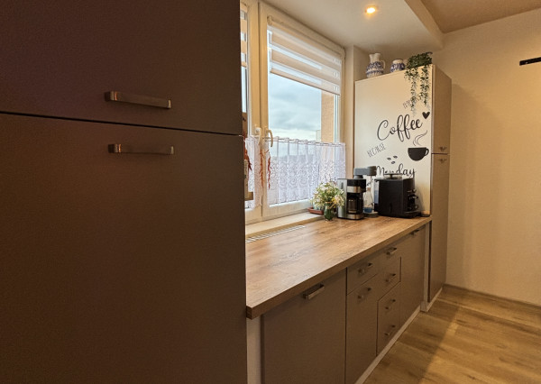 Mirareal-predaj 3. izb. byt s balkónom, Hlohovec, Vinohradská