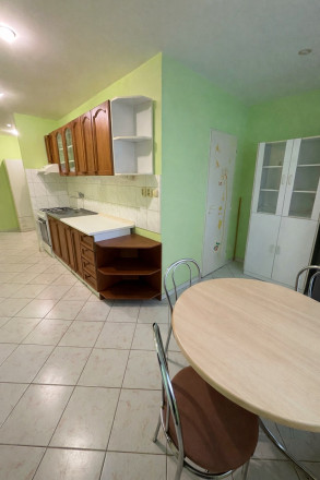 Mirareal-predaj 3. izb. byt Hlohovec, Vinohradská ul.,rezerve - fotografia 7