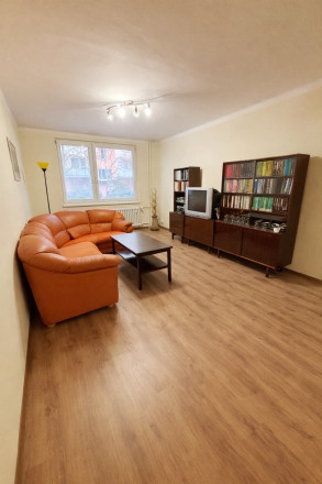 Mirareal-predaj 3. izb. byt Hlohovec, Vinohradská ul.,rezerve - fotografia 11