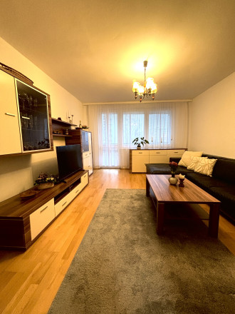 Mirareal-predaj 3.izb.byt Bratislava,Ul.Slatinska,rezerve - fotografia 1
