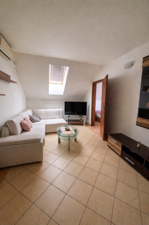 Mirareal, prenájom 2 izb. byt Hlohovec, ul. Hlohová - fotografia 4