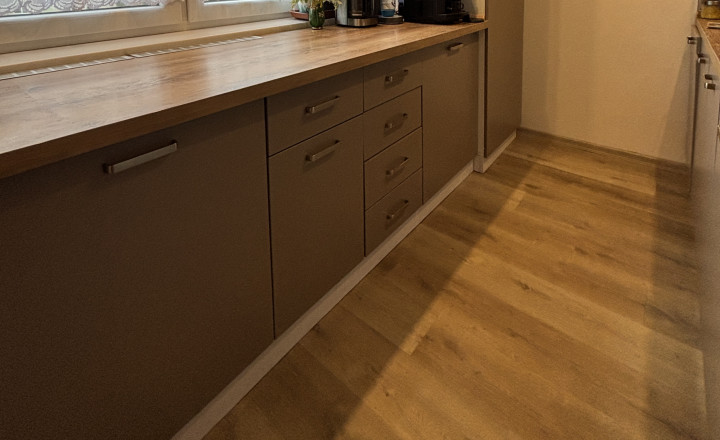 Mirareal-predaj 3. izb. byt s balkónom, Hlohovec, Vinohradská - fotografia 13