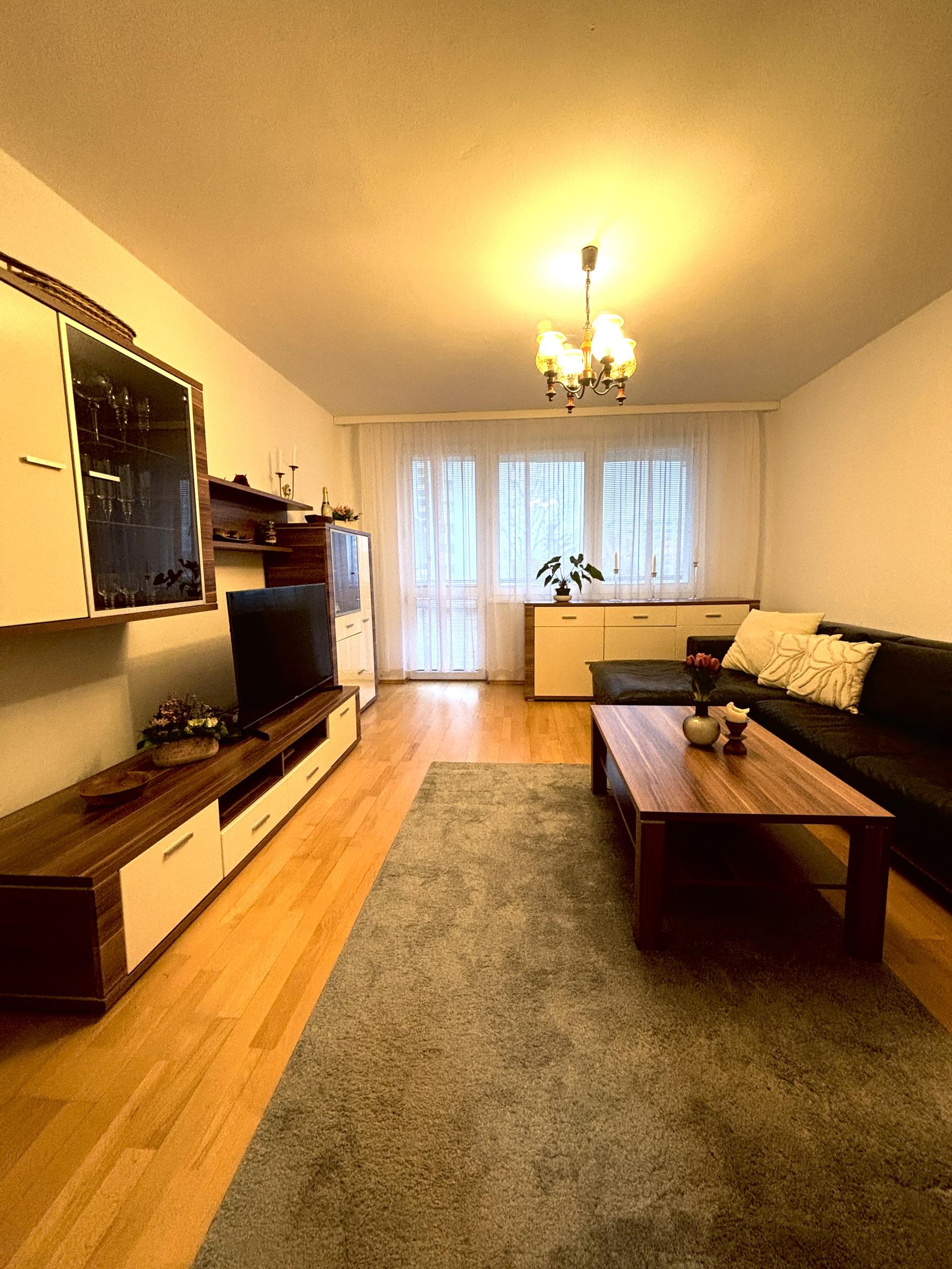 Mirareal-predaj 3.izb.byt Bratislava,Ul.Slatinska